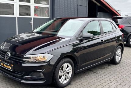 VW Polo 136.989 km 8.979 &euro; Fürstenwalde 15517