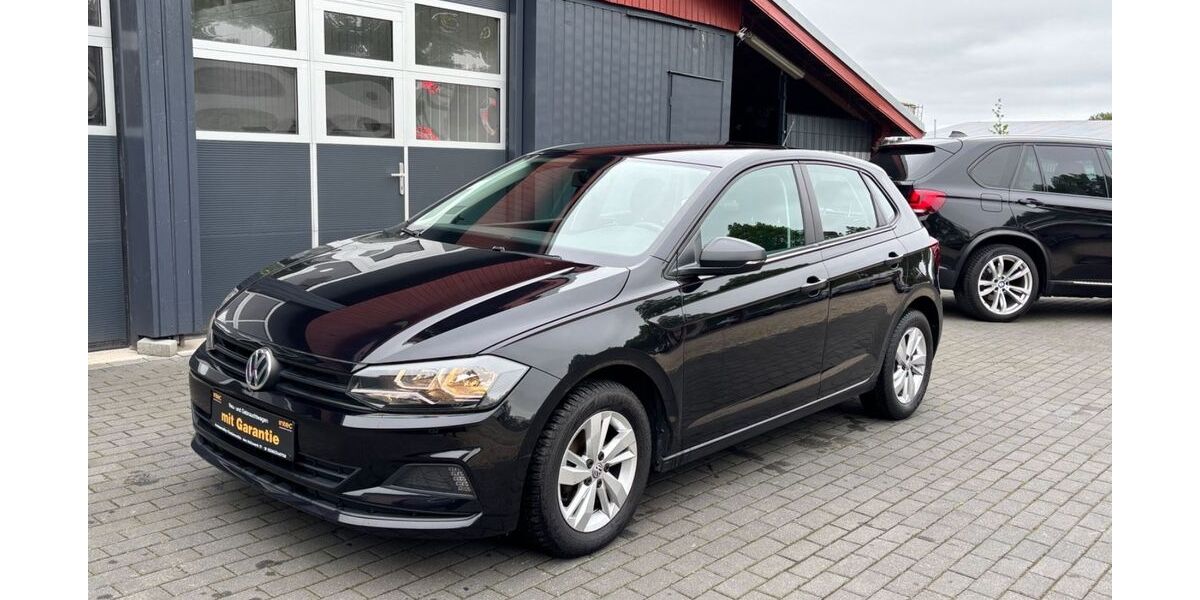 VW Polo 136.989 km 8.979 &euro; Fürstenwalde 15517
