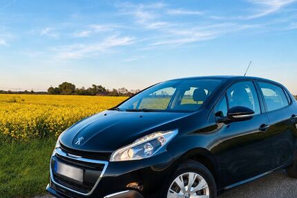 Peugeot 208 53.350 km 6.590 &euro; Bredstedt 25821