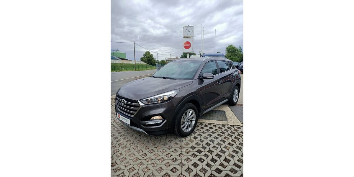 Hyundai TUCSON 109.941 km 13.885 &euro; Schkölen 07619