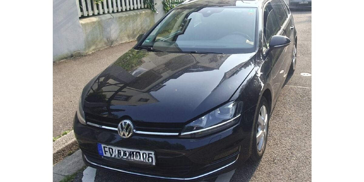 VW Golf 115.000 km 12.490 &euro; Freiburg 79100