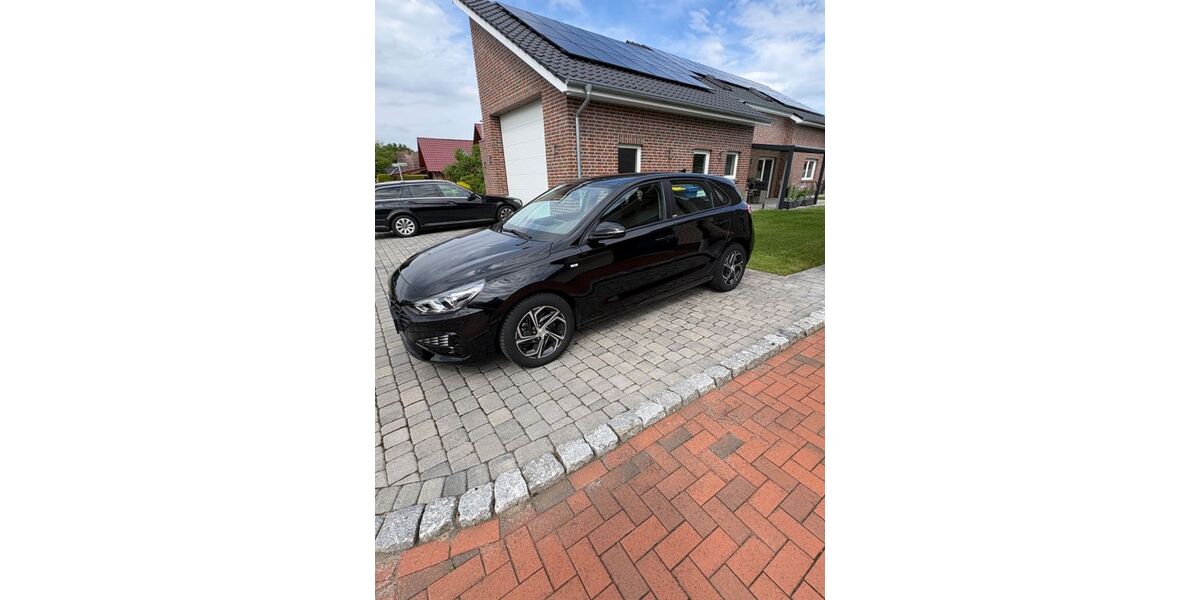 Hyundai i30 61.774 km 15.200 &euro; Saterland 26683
