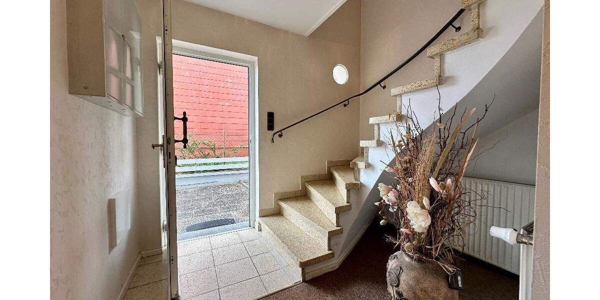 Einfamilienhaus Waldfischbach - 5 Zimmer, 151 m&sup2;, 219.000&euro; | Angebot:25802498