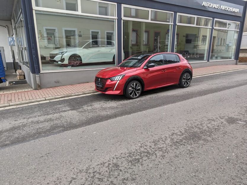Peugeot 208 8.800 km 25.700 € Eisenberg 67304