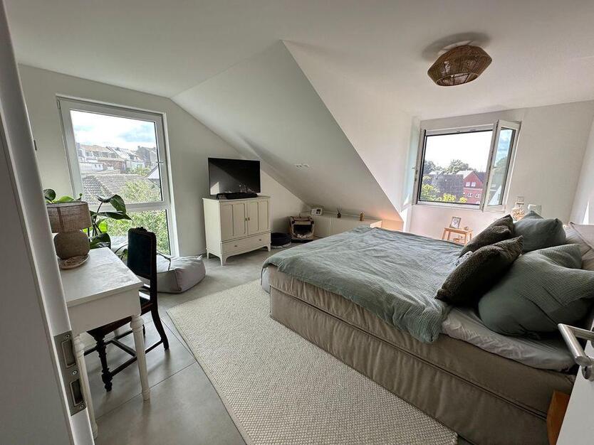 Neubautraum - 119qm - 3,5 Zimmer - eigene Etage - großer Balkon zimmer
