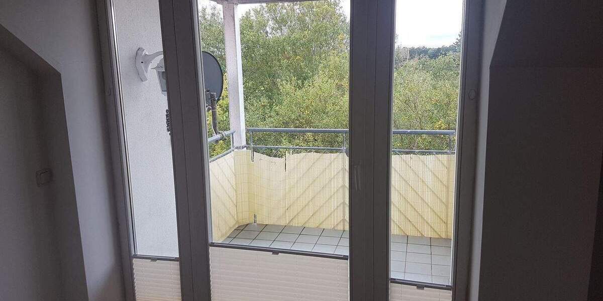 Etagenwohnung Arnsdorf - 2 Zimmer, 74 m&sup2;, 146.000&euro; | Angebot:24811284