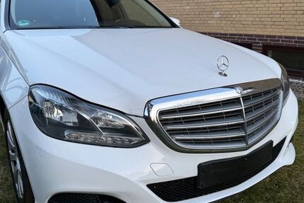 Mercedes-Benz E 200 469.580 km 5.850 &euro; Witzhave 22969