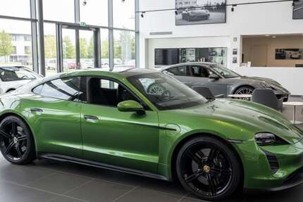 Porsche Taycan 14.962 km 87.900 &euro; München 80997