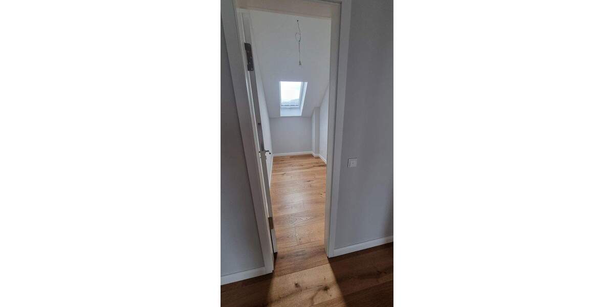 Etagenwohnung Schlüchtern - 3 Zimmer, 85 m&sup2;, 890&euro; | Angebot:25400124