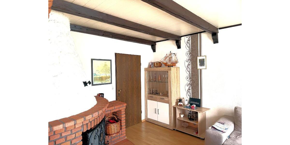 Schönes, großes Wohnhaus in Osteel (SG Brookmerland - Störtebekerland) (Mindestgebot: 239.000 EUR) - Einfamilienhaus Osteel | Angebot:27184294