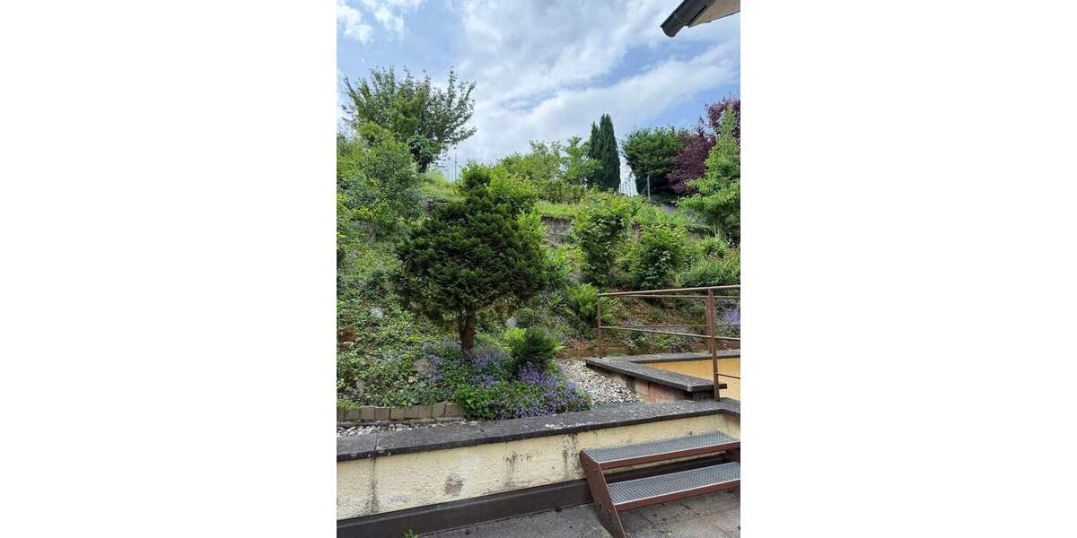 Sensationelle Gelegenheit für große Familien oder Mehrgenerationenhaushalte mit Handwerksgeschick! 9 zimmer