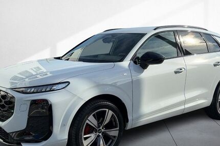 Audi Q3 1.680 km 54.890 € Dresden 01067