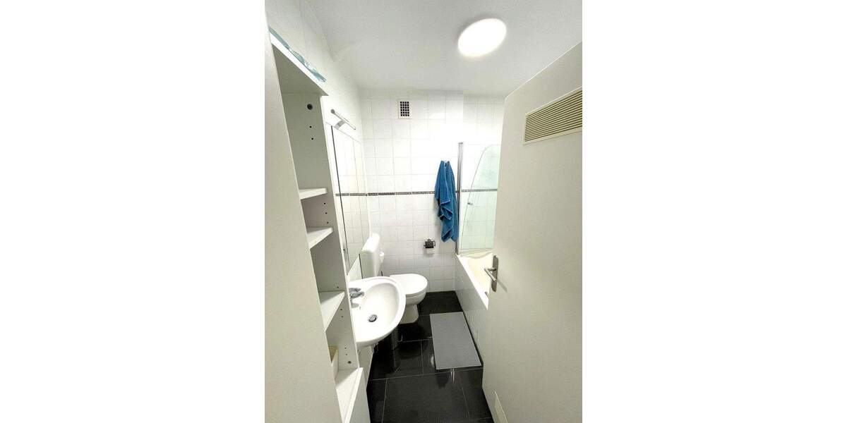 Etagenwohnung Ludwigshafen Süd - 3 Zimmer, 77 m&sup2;, 920&euro; | Angebot:24856604