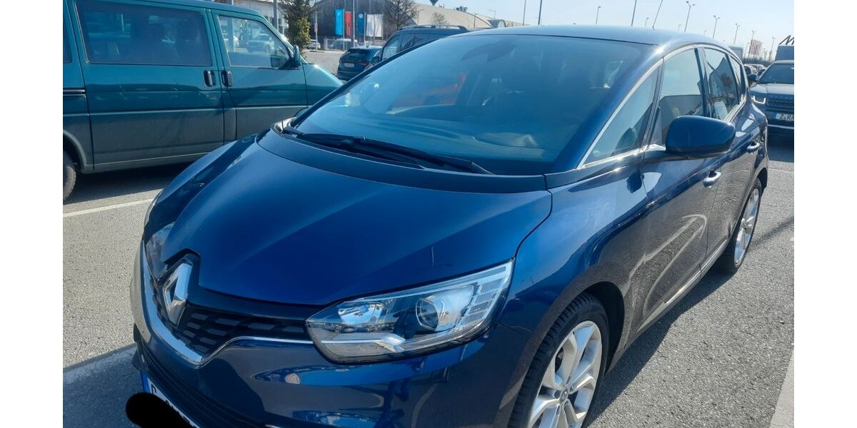 Renault Scenic 94.000 km 8.700 &euro; Chemnitz 09127