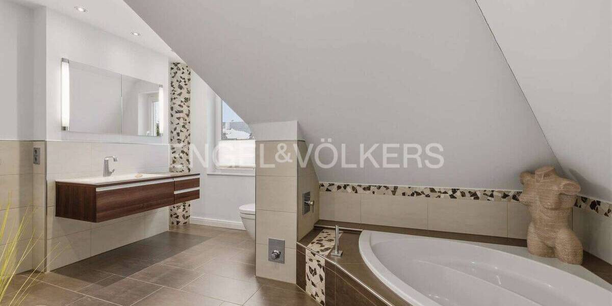 Einfamilienhaus Ahrensburg - 6 Zimmer, 200 m&sup2;, 1.149.000&euro; | Angebot:25930059