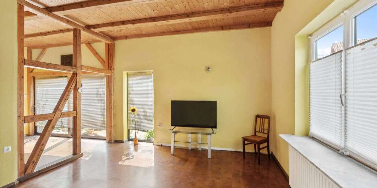 Einfamilienhaus Rühen - 7 Zimmer, 180 m&sup2;, 149.000&euro; | Angebot:26253355