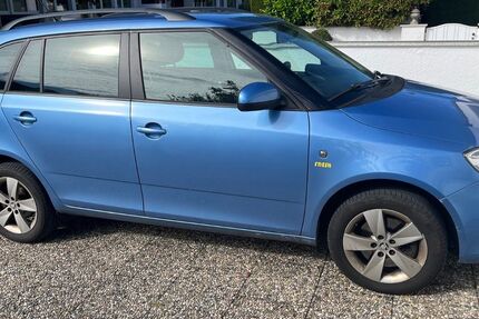 Skoda Fabia 198.000 km 4.300 € Poing 85586