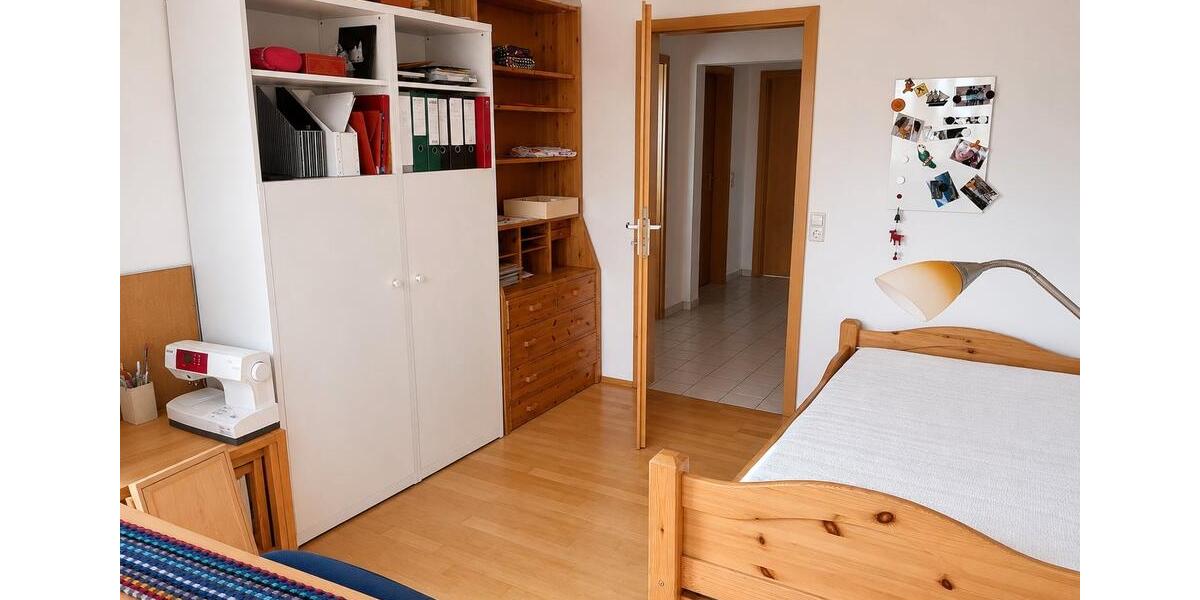 Etagenwohnung Karlsruhe Neureut - 5 Zimmer, 112 m&sup2;, 570.000&euro; | Angebot:26648097