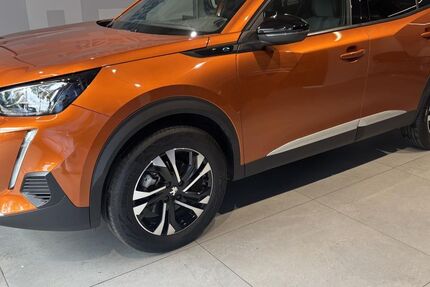 Peugeot 2008 23.598 km 21.990 &euro; Augsburg 86179