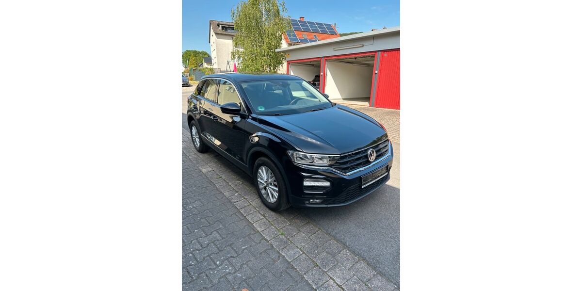 VW T-Roc 112.000 km 12.000 &euro; Lügde 32676