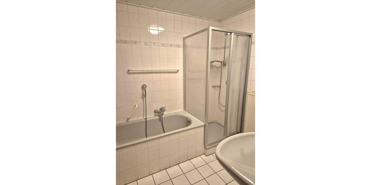 Etagenwohnung Traben-Trarbach / Traben Traben - 3 Zimmer, 81 m&sup2;, 170.000&euro; | Angebot:25695467