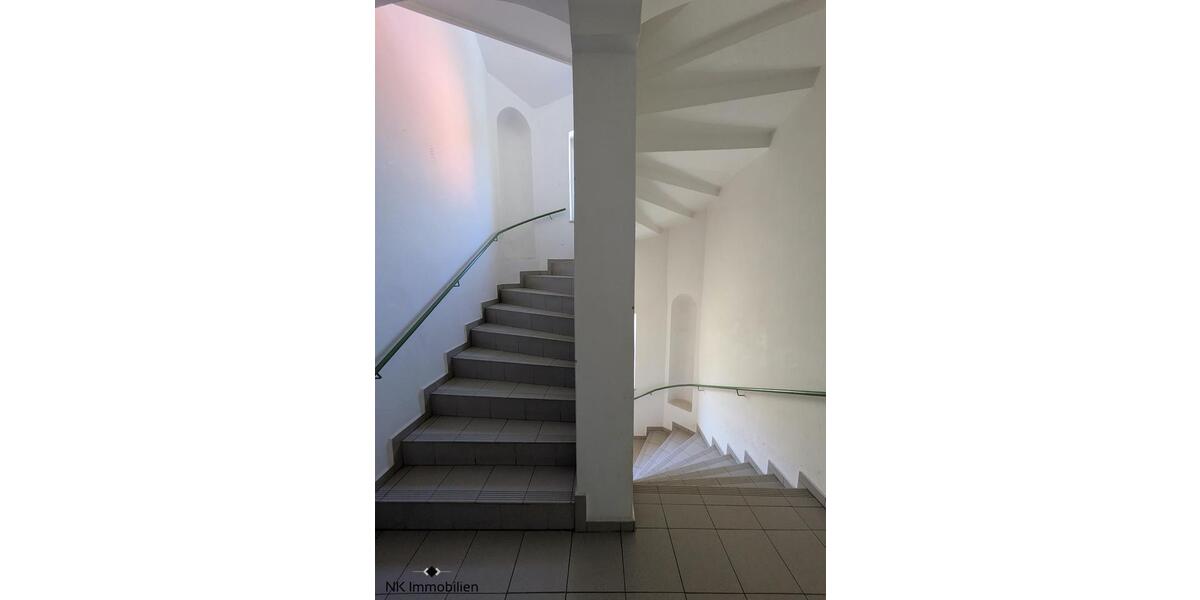 Dachgeschoßwohnung Zwickau - 3 Zimmer, 78 m&sup2;, 595&euro; | Angebot:26404437