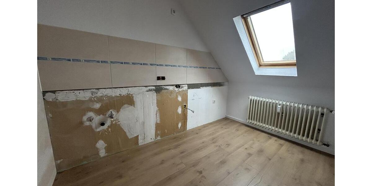 Dachgeschoßwohnung Gladbeck Brauck - 2 Zimmer, 65 m&sup2;, 485&euro; | Angebot:25102161
