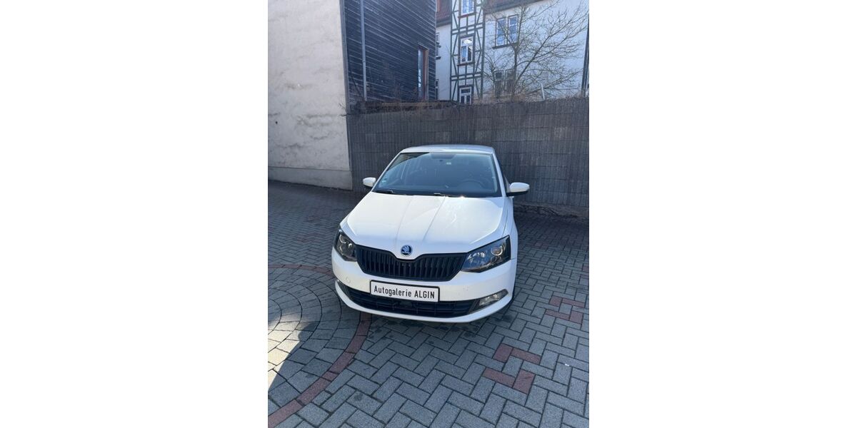 Skoda Fabia 138.500 km 7.400 &euro; Zella-Mehlis 98544
