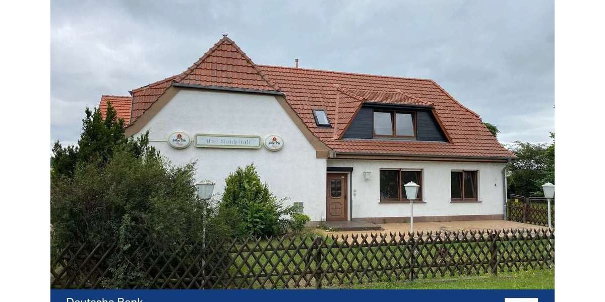 Einfamilienhaus Stavenhagen - 18 Zimmer, 1.750 m&sup2;, 299.000&euro; | Angebot:25448795