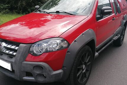 Fiat Strada 129.000 km 8.800 &euro; Frankfurt 60316
