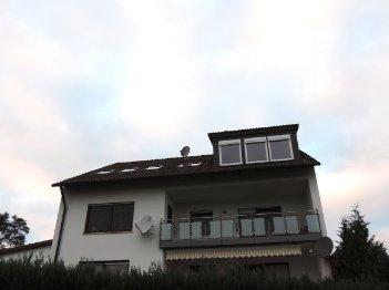 Dachgeschoßwohnung Roth - 3.5 Zimmer, 82 m&sup2;, 195.000&euro; | Angebot:26503548