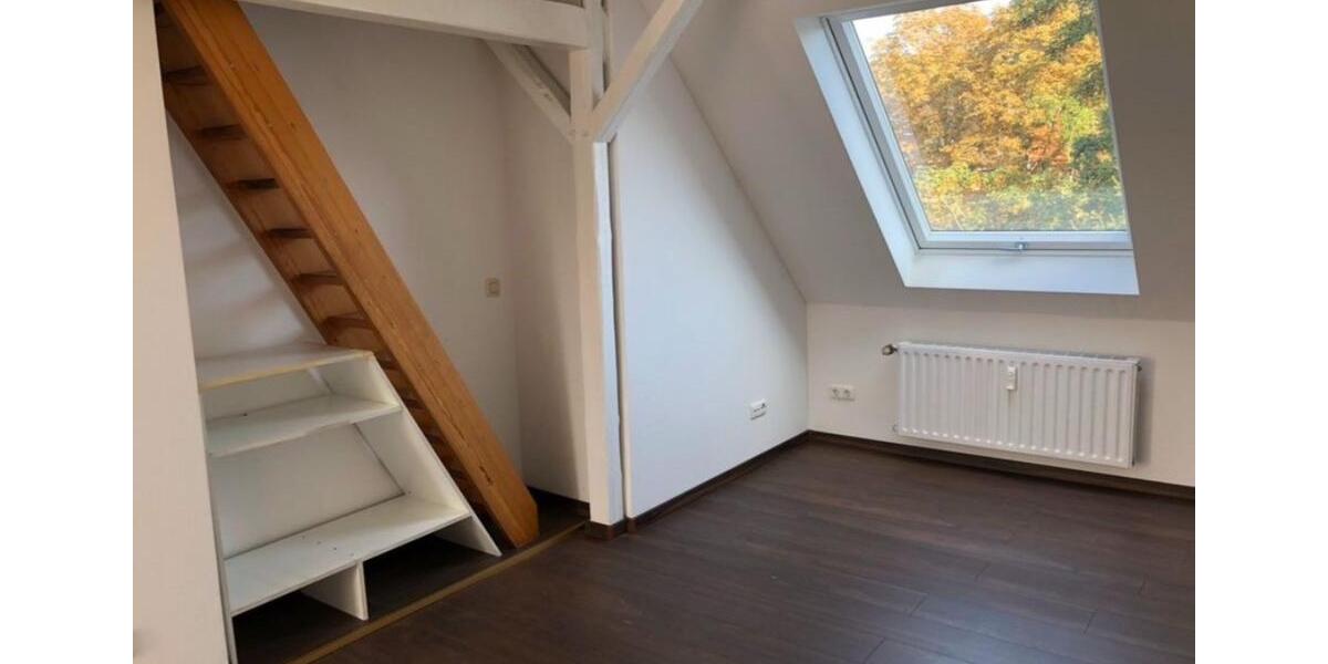 Dachgeschoßwohnung Mülheim an der Ruhr - 1.5 Zimmer, 35 m&sup2;, 595&euro; | Angebot:24299782
