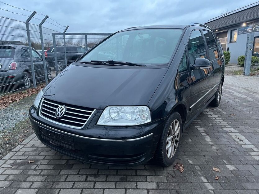 VW Sharan 278.000 km 2.990 € Schleswig 24837