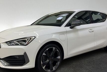 Cupra Leon 44.702 km 23.680 € Hamburg 22529