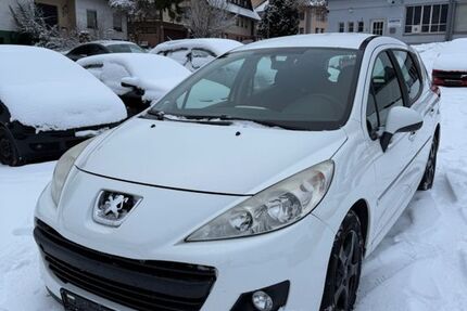 Peugeot 207 157.000 km 2.200 &euro; Wehingen 78564