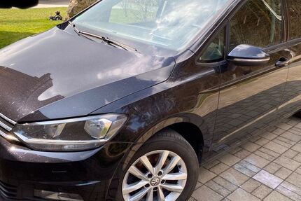 VW Touran 183.000 km 10.750 &euro; Gössweinstein 91327