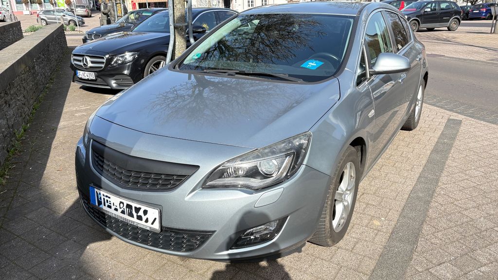 Opel Astra 190.000 km 2.700 &euro; Morbach 54497