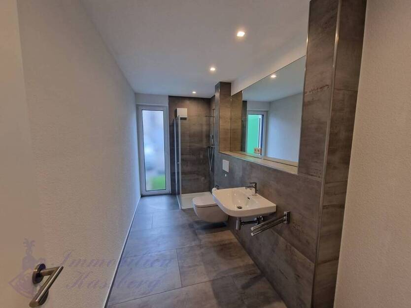 Schöne 2ZKB mit Balkon - Neubau