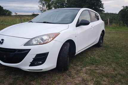 Mazda 3 200.022 km 3.000 &euro; Brandenburg 14772