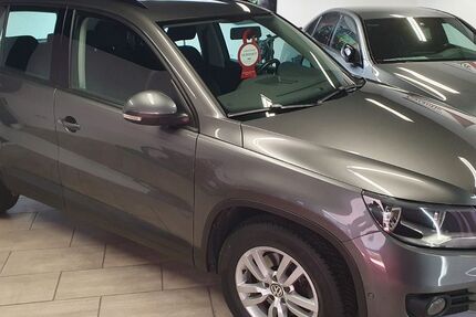 VW Tiguan 118.406 km 7.999 &euro; Hamburg 22529