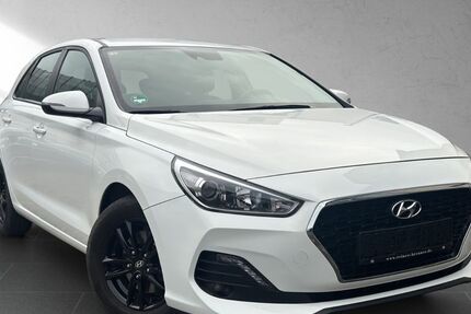 Hyundai i30 75.000 km 12.290 € Troisdorf 53840