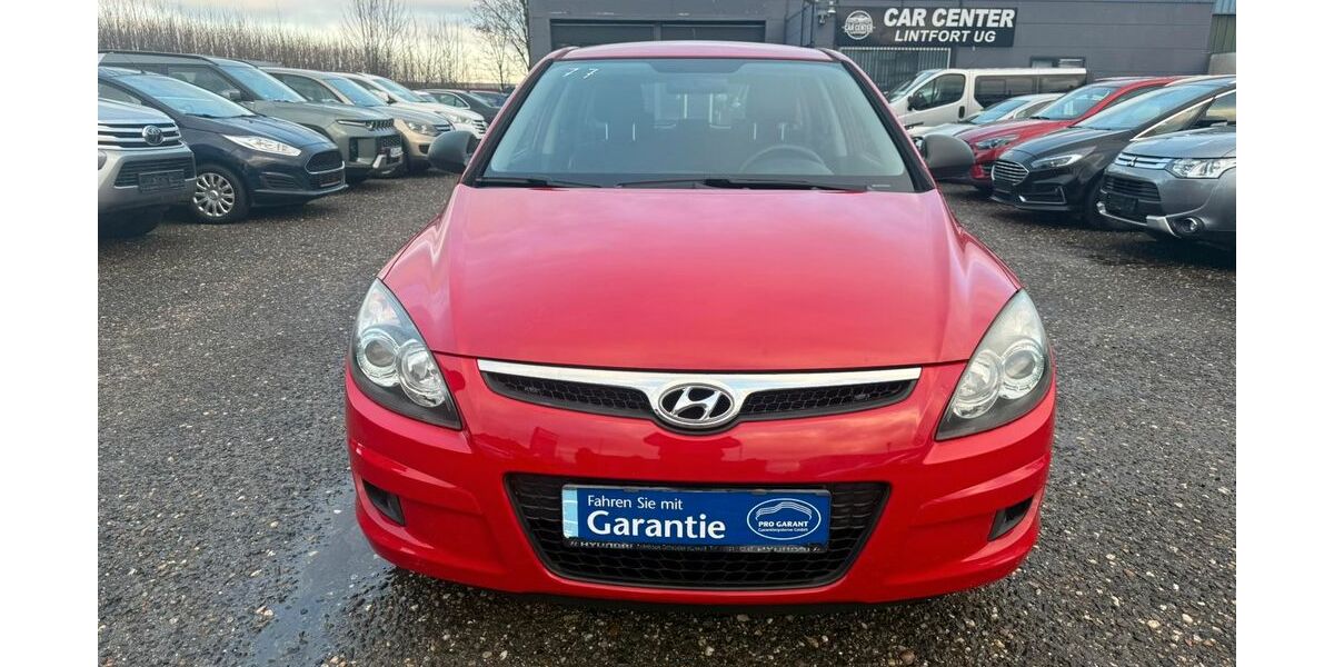 Hyundai i30 120.000 km 4.449 &euro; Kamp-Lintfort 47475
