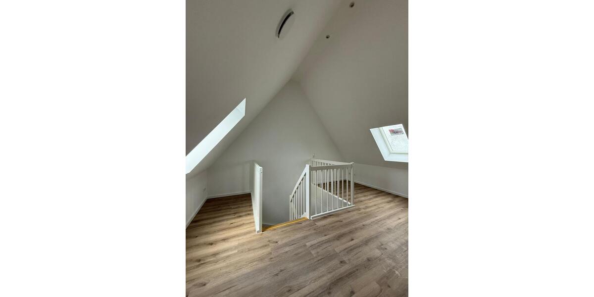 Reihenhaus Trittau - 5 Zimmer, 125 m&sup2;, 1.900&euro; | Angebot:24136784