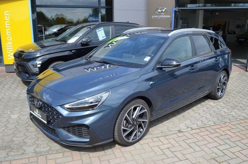 i30