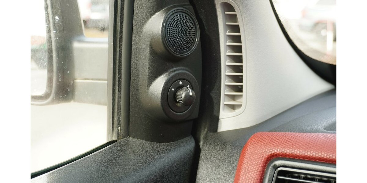 Fiat Doblo Kombi SX 2.0 / PKW- Zulassung 181.818 km 4.890 &euro; Münchenbernsdorf 07589