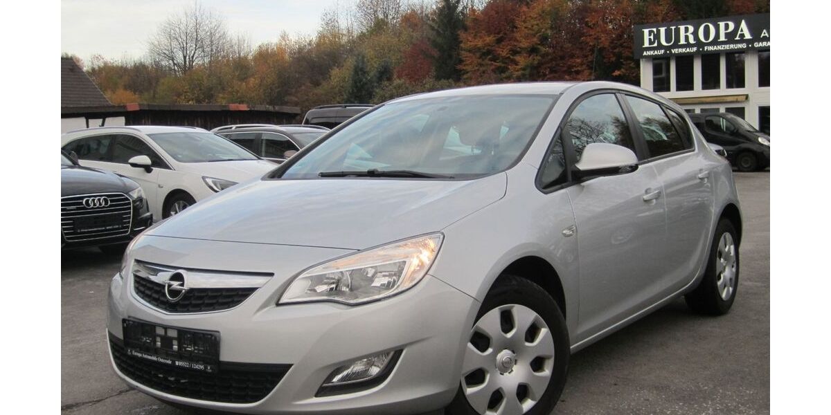 Opel Astra 88.000 km 5.700 &euro; Osterode am Harz 37520