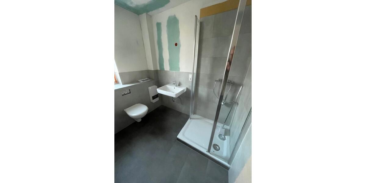 Neubau nachhaltige helle Wohnung DG Besichtgung erst ab der 07KW! 2 zimmer