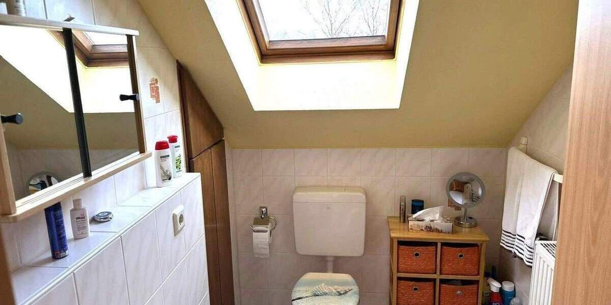 Elegantes 7 Zimmer Reihenendhaus in Rheinbach 170 qm WFL und 398 Grd. 7 zimmer