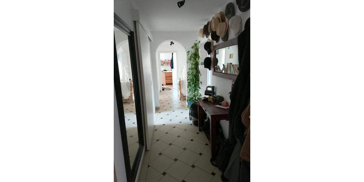 Etagenwohnung Blaufelden - 5 Zimmer, 115 m&sup2;, 970&euro; | Angebot:25404948