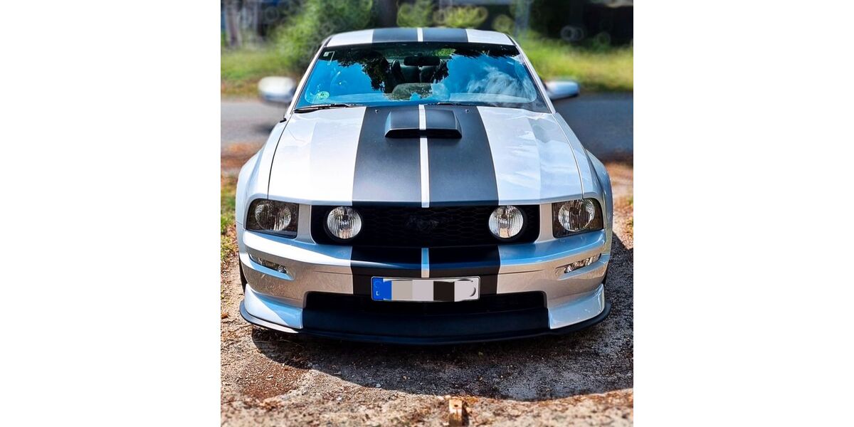 Ford Mustang 105.000 km 15.900 &euro; Berlin 13587